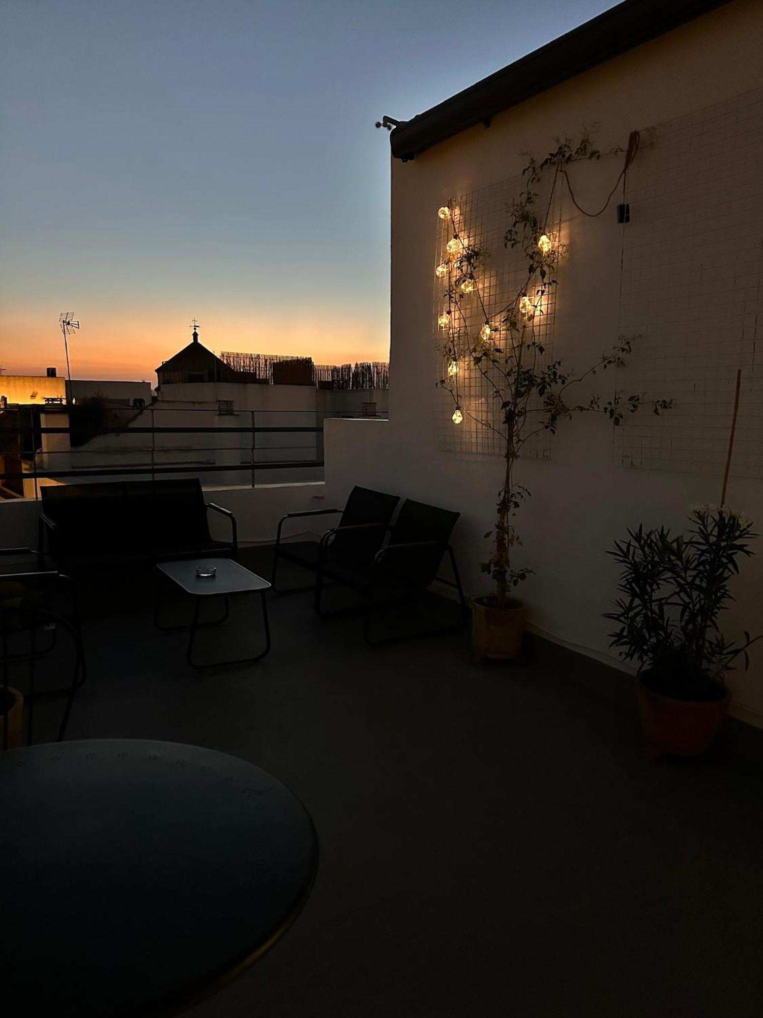 Almazen Apartamentos, Arrayan 23 Seville Exterior photo