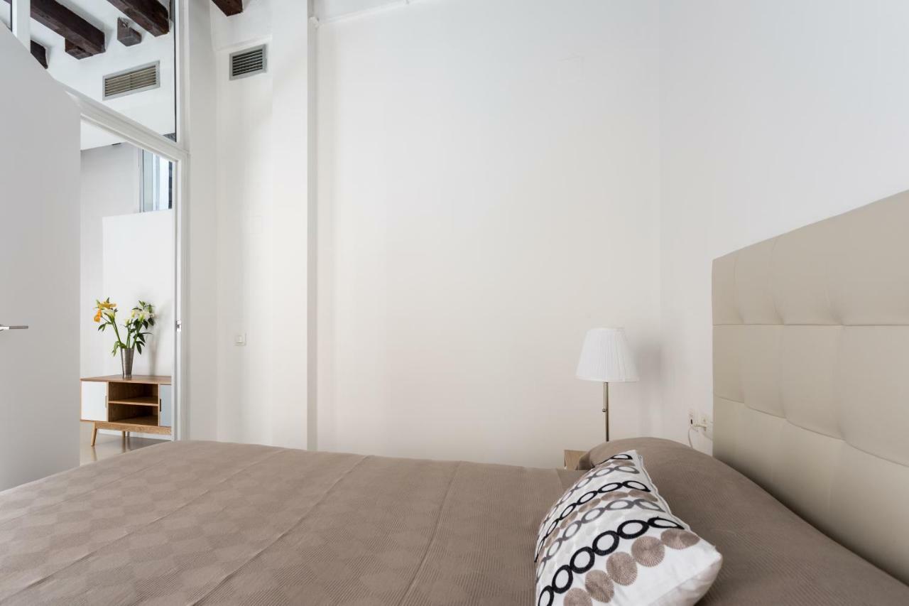 Almazen Apartamentos, Arrayan 23 Seville Exterior photo