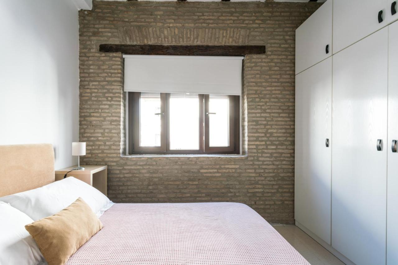 Almazen Apartamentos, Arrayan 23 Seville Exterior photo